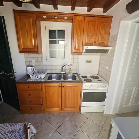 Modern Mykonos Apartament