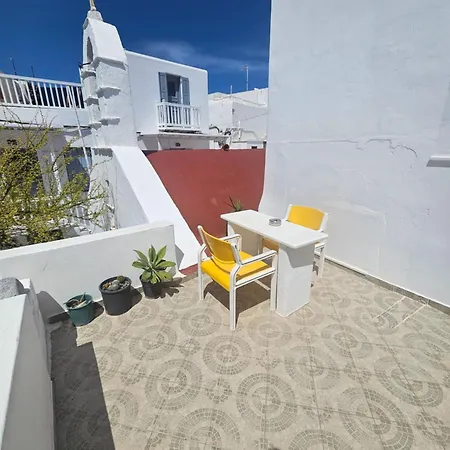 Modern Mykonos Apartment *